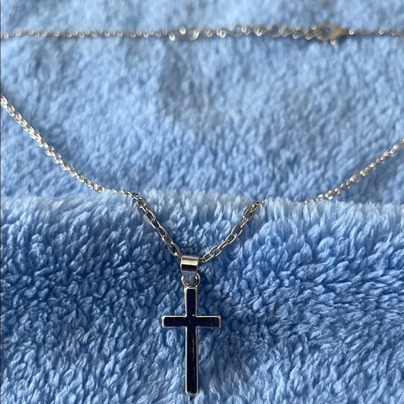 Silver Cross Pendant Necklace - Picture 1 of 3